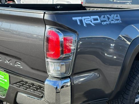 Used 2023 Toyota Tacoma 4x4 Double Cab image 17