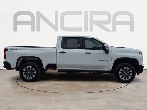 Used 2023 Chevrolet Silverado 2500 Custom w/ Custom Value Package AWD/4WD image 11