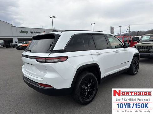 New 2026 Jeep Grand Cherokee Altitude AWD/4WD image 6
