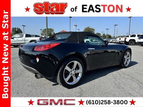 Used 2007 Pontiac Solstice Convertible w/ Premium Package image 16