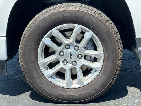 Used 2026 Chevrolet Silverado 1500 RST RWD image 43