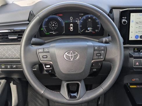 Used 2026 Toyota Camry XLE FWD image 20