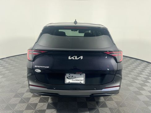 New 2026 Kia Sportage LX w/ LX Convenience Package FWD image 4