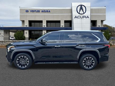 Used 2024 Toyota Sequoia Limited w/ Tow Technology Package AWD/4WD image 8
