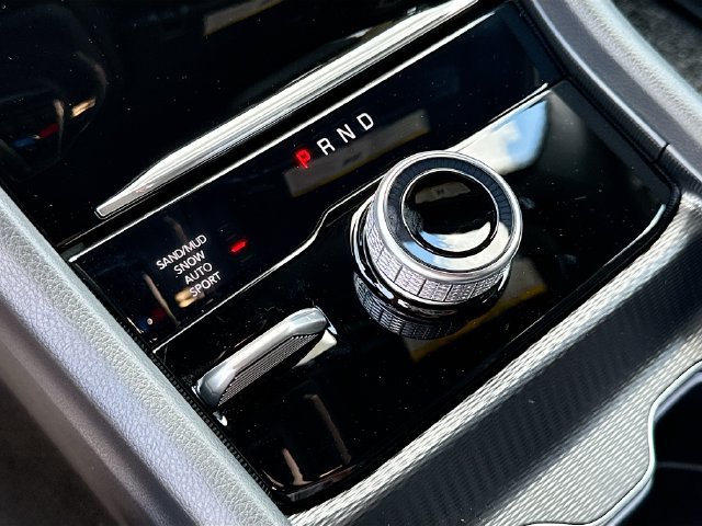 New 2026 Jeep Grand Cherokee Limited AWD/4WD image 13