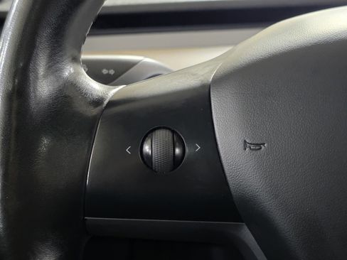 Used 2018 Tesla Model 3 Long Range image 31