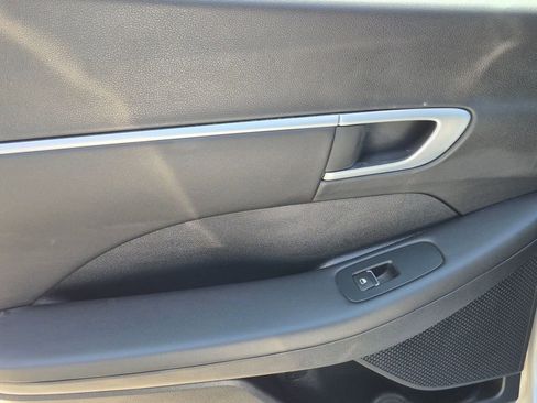 Used 2025 Hyundai Sonata SEL FWD image 24