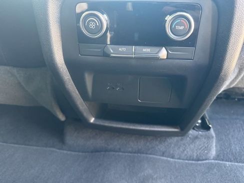 Used 2025 Buick Enclave Sport Touring image 43