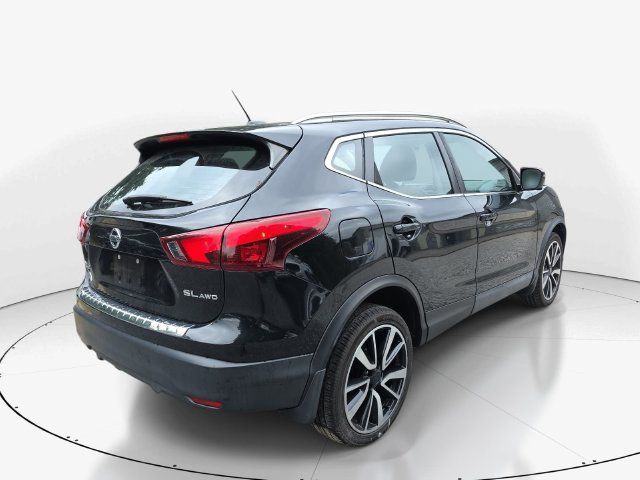 Used 2017 Nissan Rogue Sport SL AWD/4WD image 6
