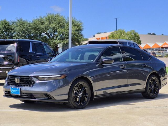 Used 2025 Honda Accord SE image 3