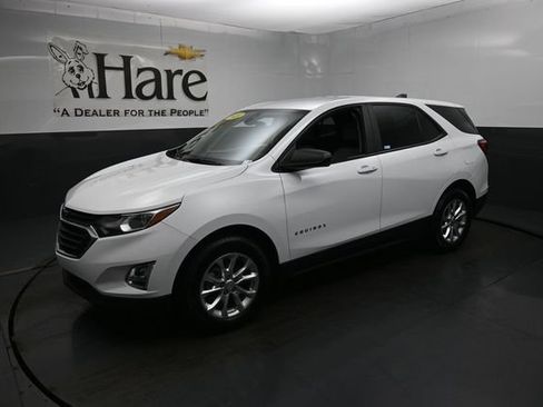 Used 2021 Chevrolet Equinox LS w/ LS Convenience Package FWD image 27