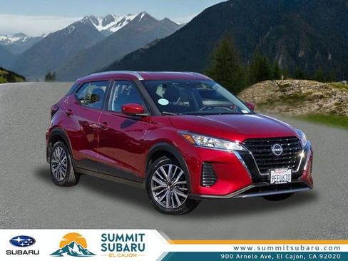 Used 2023 Nissan Kicks SV FWD image 1