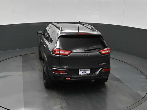 Used 2018 Jeep Cherokee Trailhawk w/ Quick Order Package 23L image 22