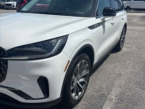 Used 2026 Lincoln Aviator Reserve RWD image 4