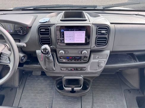 Used 2026 RAM ProMaster 2500 w/ Convenience Group FWD image 15