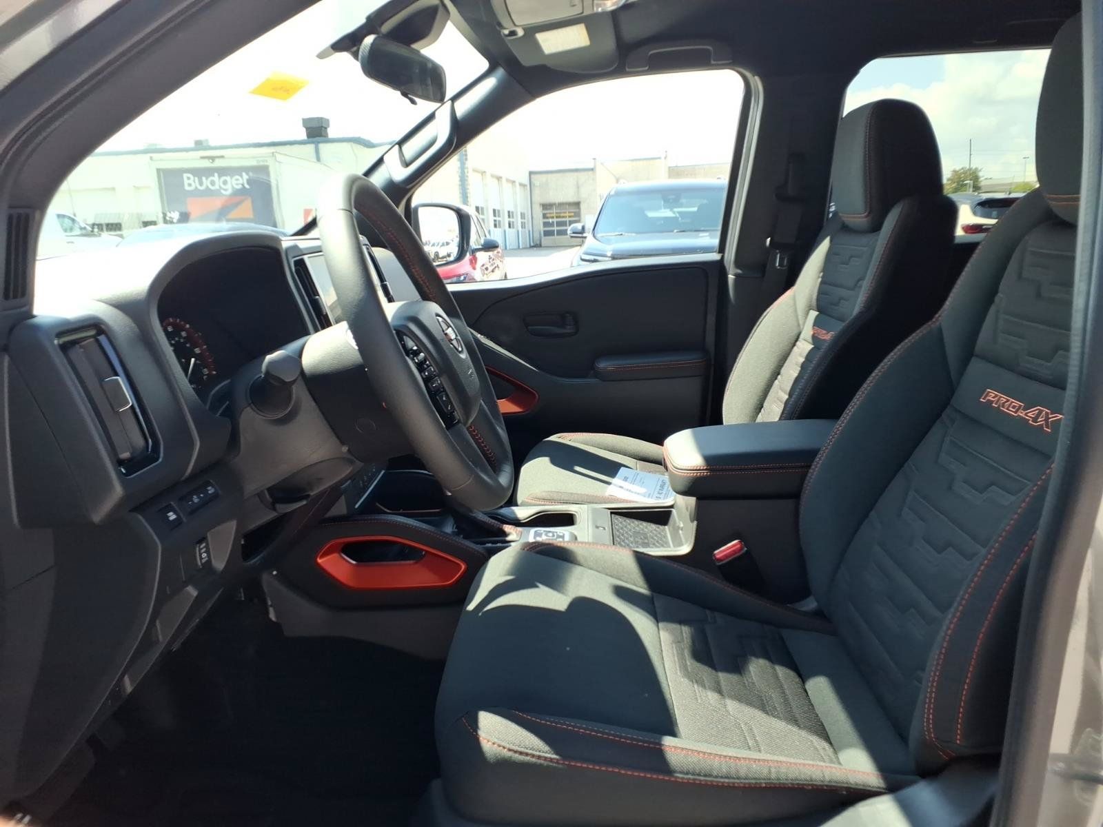 Used 2026 Nissan Frontier PRO-4X w/ Pro-4x Convenience Package AWD/4WD image 25