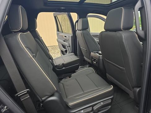 New 2026 Chevrolet Tahoe Premier w/ Sun And Tow Package AWD/4WD image 12