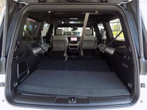 New 2026 Jeep Grand Wagoneer Limited AWD/4WD image 25