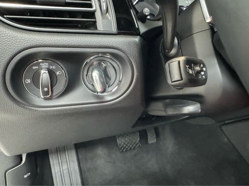 Used 2026 Porsche Macan S AWD/4WD image 29