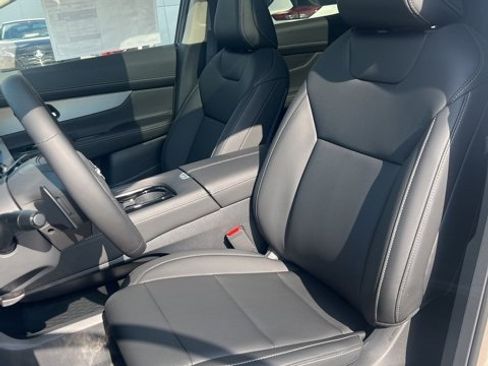 New 2025 Nissan Murano SL image 8