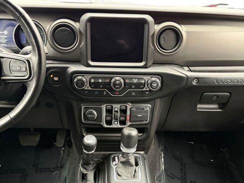 Used 2023 Jeep Wrangler Unlimited w/ Cold Weather Group image 14