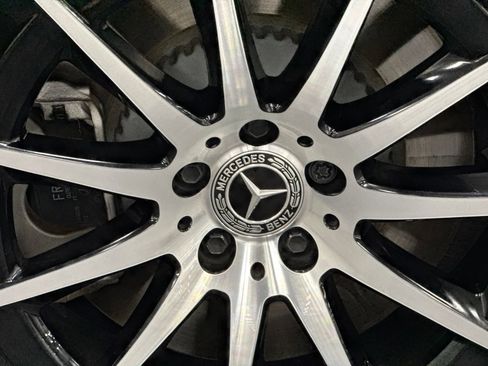 Used 2023 Mercedes-Benz EQS 580 4MATIC Sedan image 22