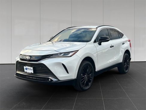 Used 2024 Toyota Venza Nightshade image 1