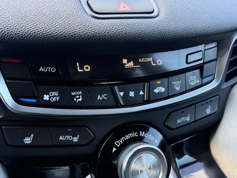 Used 2022 Acura TLX FWD image 12