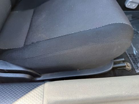 Used 2004 Toyota MR2 RWD image 14