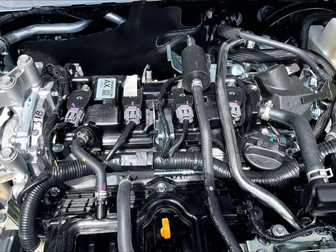 New 2026 Nissan Kicks SV w/ Cold Weather Package FWD image 17