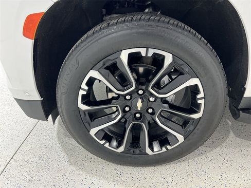 Used 2023 Chevrolet Tahoe Premier image 33