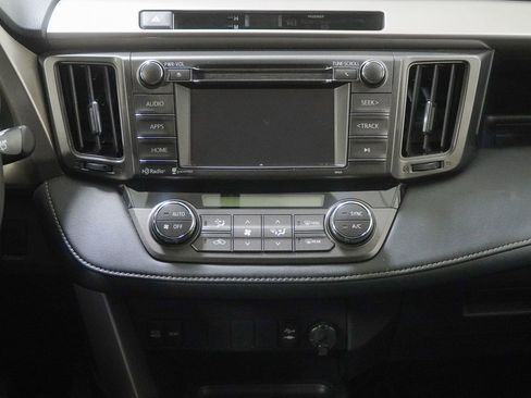 Used 2014 Toyota RAV4 XLE AWD/4WD image 24