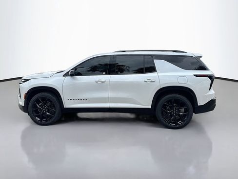 Used 2024 Chevrolet Traverse RS FWD image 4