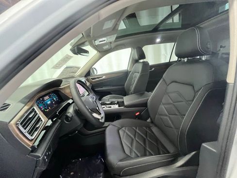 New 2026 Volkswagen Atlas SE image 10