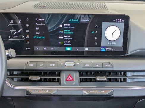 Used 2025 Kia K4 EX image 15