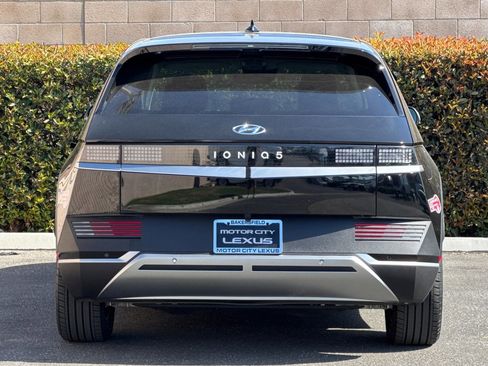 Used 2024 Hyundai Ioniq 5 SEL RWD image 5