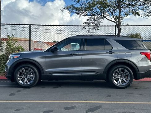 Certified 2023 Ford Explorer XLT w/ Equipment Group 202A image 9