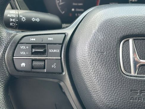Used 2024 Honda CR-V LX image 16