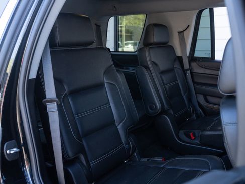 Used 2018 GMC Yukon Denali w/ Denali Ultimate Package image 21