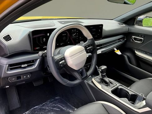 New 2026 Kia K4 GT-Line w/ GT-Line Premium Package FWD image 7