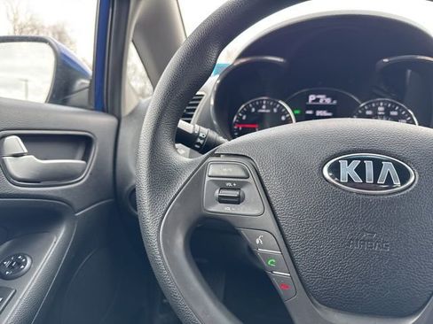 Used 2017 Kia Forte LX image 16