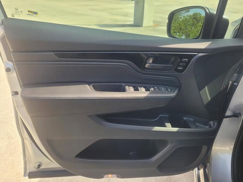 New 2026 Honda Odyssey Touring image 19