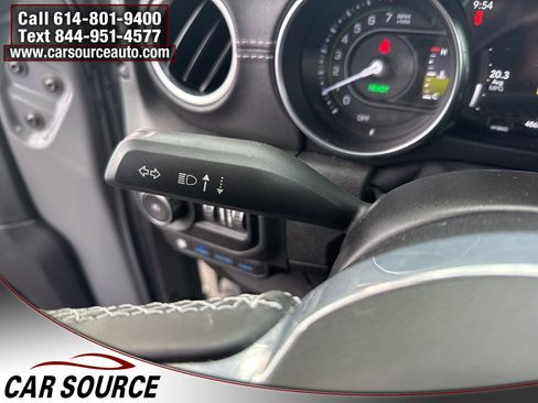 Used 2021 Jeep Wrangler Unlimited Sahara w/ Cold Weather Group image 24