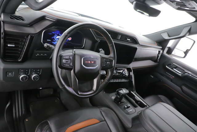 Used 2024 GMC Sierra 1500 AT4 w/ Technology Package AWD/4WD image 17