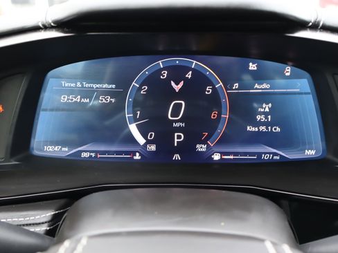 Used 2024 Chevrolet Corvette Stingray Premium Conv w/ Chrome Exterior Badge Package image 22