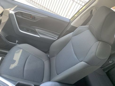 Certified 2024 Toyota RAV4 LE AWD/4WD image 29