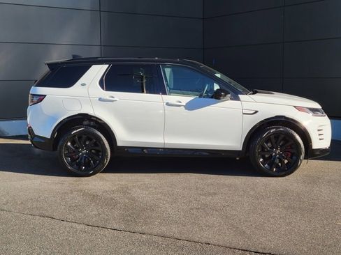 Used 2025 Land Rover Discovery Sport Dynamic SE image 8