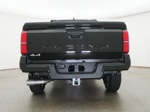 Used 2026 Toyota Tacoma SR5 AWD/4WD image 60