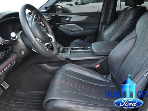 Used 2025 Acura MDX A-Spec AWD/4WD image 10