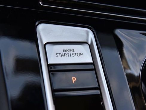 New 2026 Volkswagen Atlas SEL Premium R-Line image 17